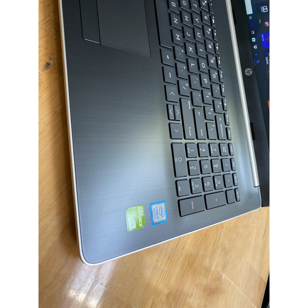 Laptop HP 15 i7 - 8550U - ncthanh1212 | BigBuy360 - bigbuy360.vn