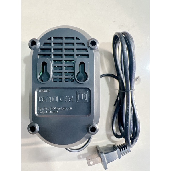 Sạc pin makita 7.2v -10.8v 12v Li-ion