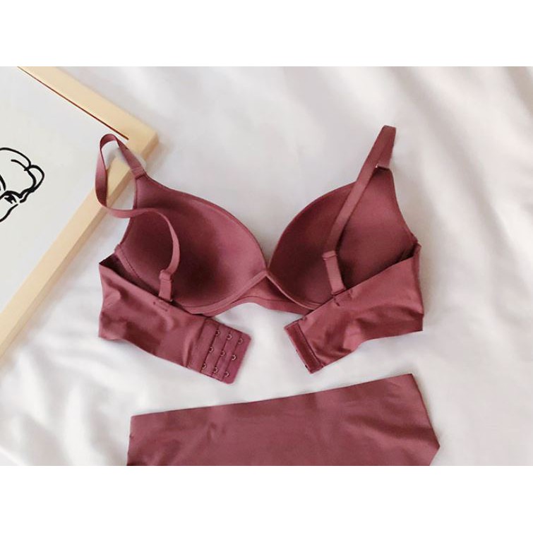 Áo Lót Siêu Nhẹ Siêu Mềm Không Gọng Đệm Mỏng (Có Móc Cài) B340