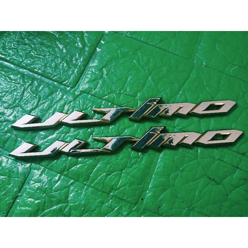 Bộ 2 chữ nổi Utimo cứng new