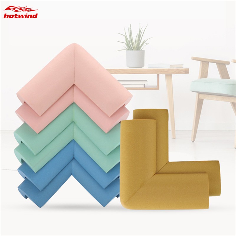 Miếng đệm dán cạnh bàn bảo đảm an toàn cho bé