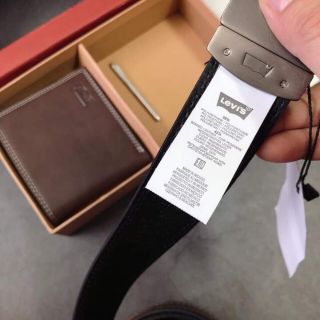 Combo nịt kèm ví levis