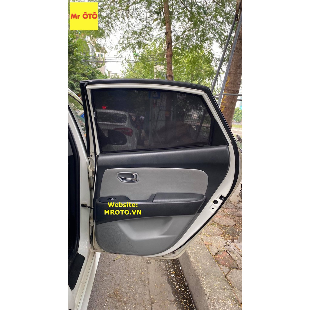 RÈM CHE NẮNG NAM CHÂM CHO XE HYUNDAI AVANTE . BẢO HÀNH 2 NĂM TOÀN QUỐC