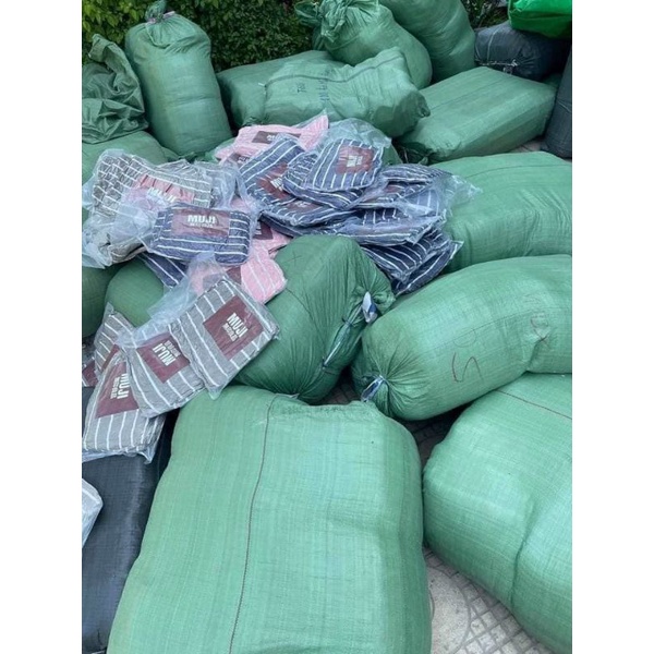 CHĂN MUJI KẺ SỌC TO ,