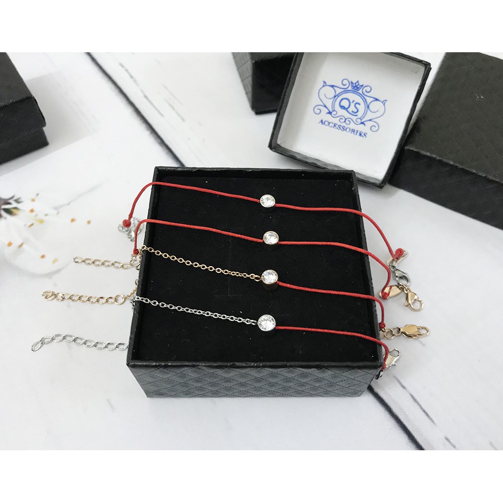 Vòng tay chỉ đỏ titan không gỉ lắc nữ LINE Titan Bracelet QA SILVER BR160803 | BigBuy360 - bigbuy360.vn