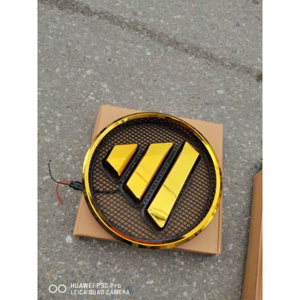 LOGO AUMAN LED đường kính 33cm cho xe tải THACO AUMAN.