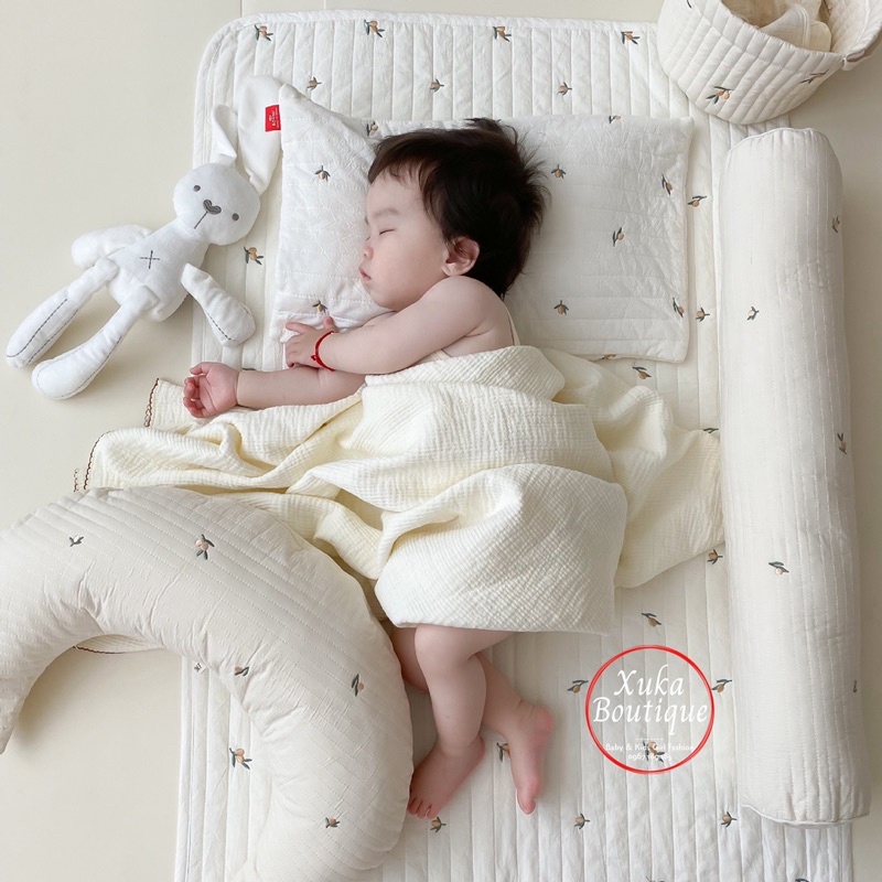 Gối Ôm Cotton Cao Cấp KAMIMI Cho Bé Thêu Gấu Oliu style Hàn Quốc (MSG100)