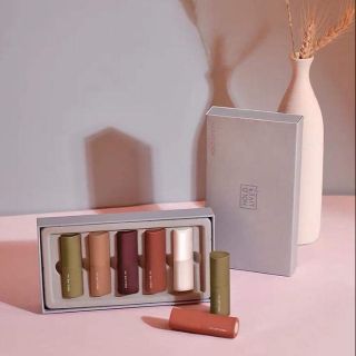 Tách set son nội địa Trung Hold Live