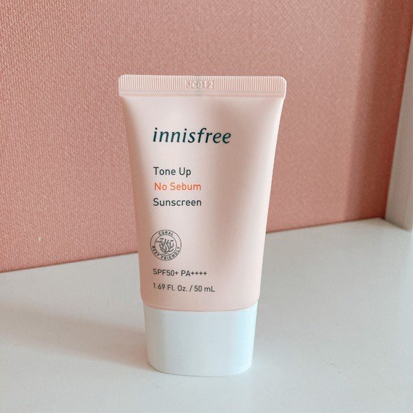 Kem chống nắng Innisfree tone up no sebum SPF50 50ml