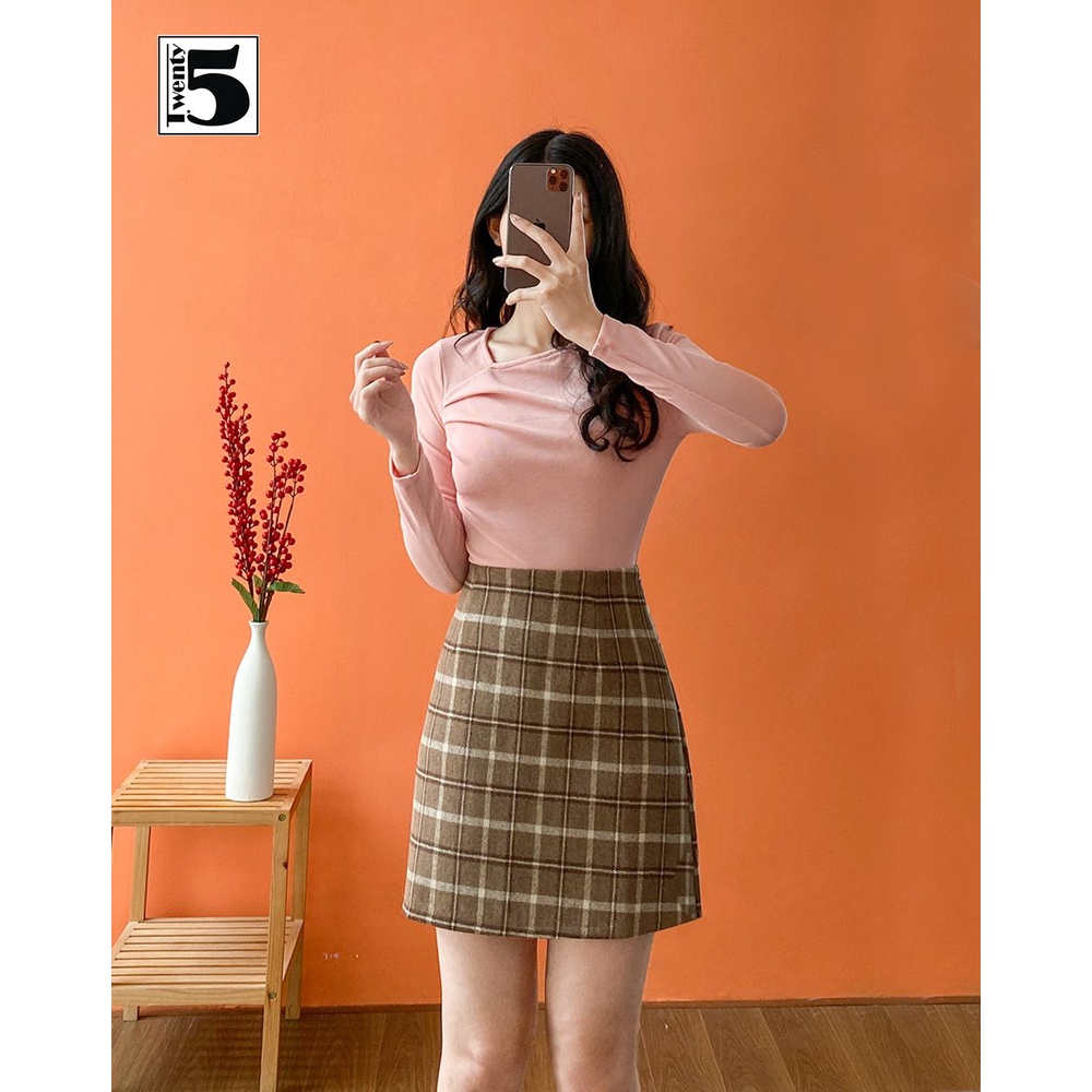 Áo thun gân nữ cổ chéo tay dài vạt chéo form nhỏ Twentyfive H42