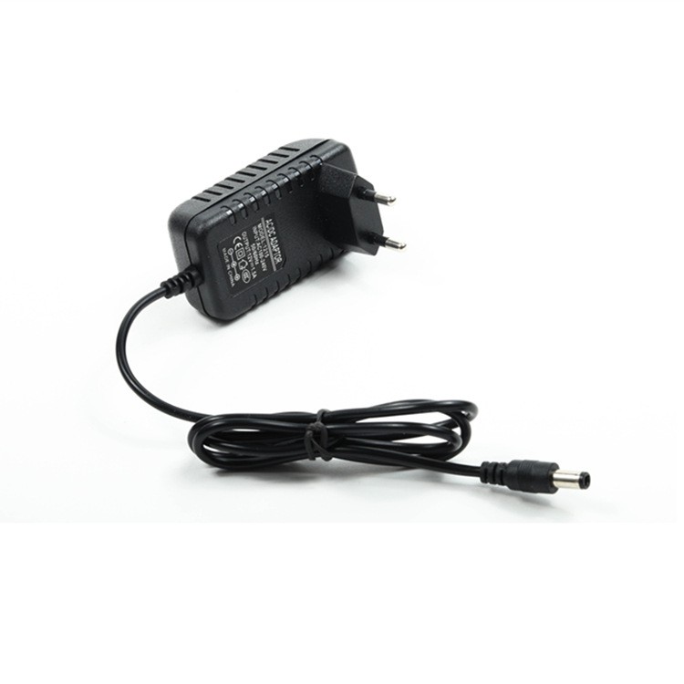 (SẠC NHANH)Sạc xe điện trẻ em, sạc xe ô tô điện trẻ em 12v 1000mah có đèn báo (Hàng tiêu chuẩn châu âu)