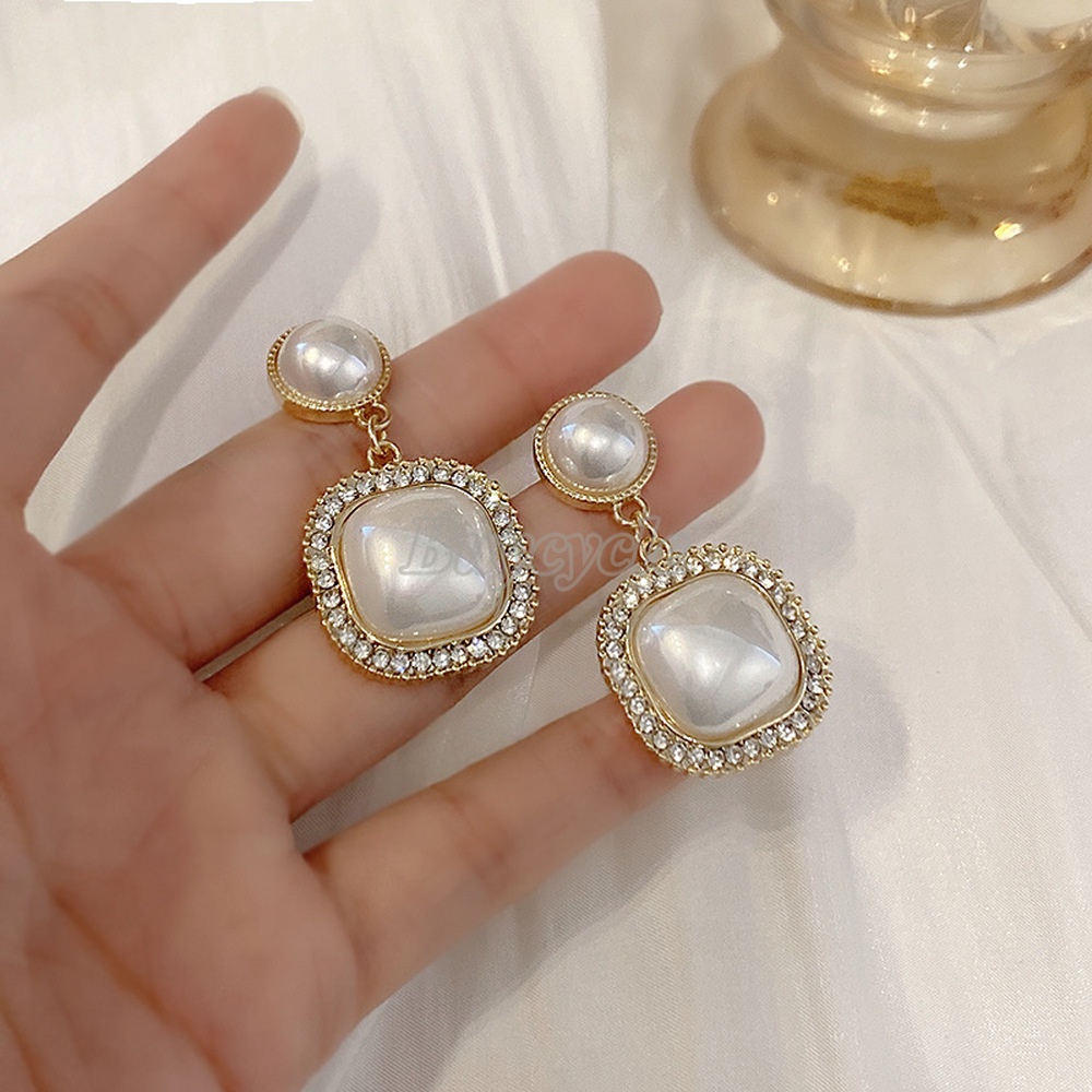 Bông Tai Hình Vuông Đính Ngọc Trai Cao Cấp Phong Cách Pháp Sang Trọng