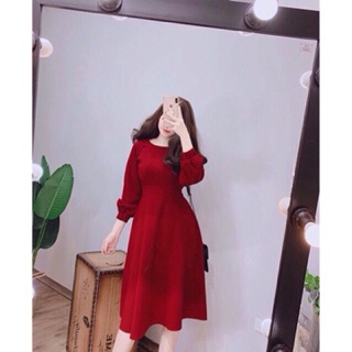 Váy đầm đỏ bọc khuy quyến rũ