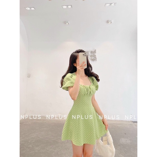 ĐẦM XỐP XANH CỔ VUÔNG CUT OUT LƯNG XẾP NGỰC