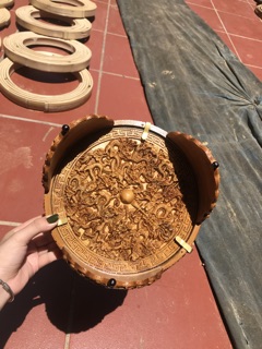 Lồng khuyên đục rồng nổi