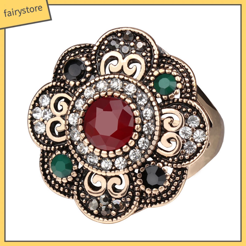 Nhẫn đính đá phong cách vintage dành cho nữ