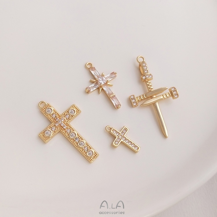 Mặt Vòng cổ Hình Thánh Giá Bằng Đồng 14K Đính Đá Zircon Tự Làm