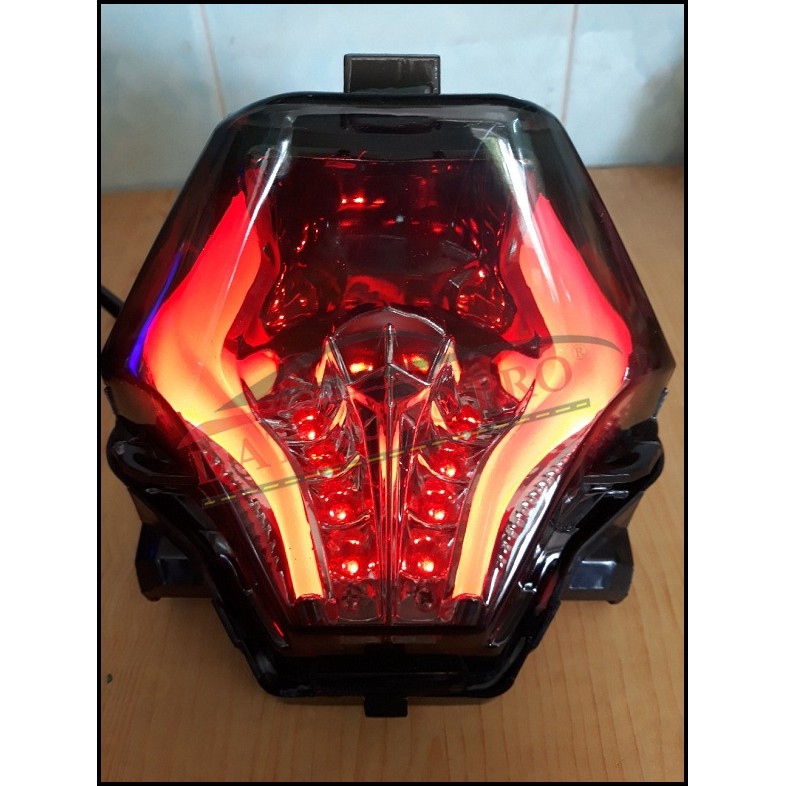 Đèn hậu 2018 Tích hợp xi nhan cho EX 150 Màu đỏ.