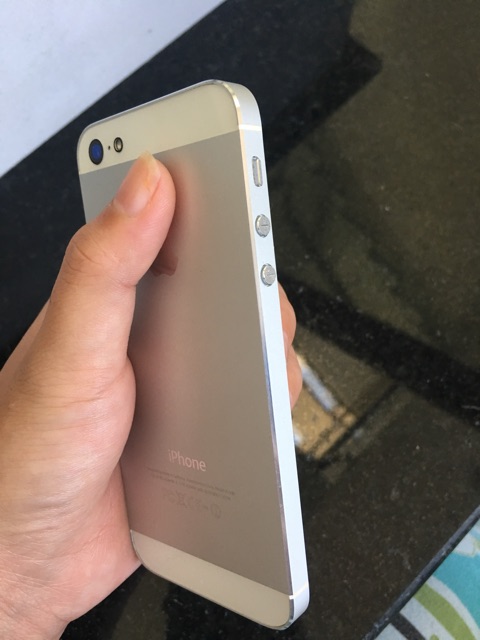 Điện thoại iphone 5 Like new 16gb quốc tế chính hãng(TẶNG BÓP VÍ THỜI TRANG )