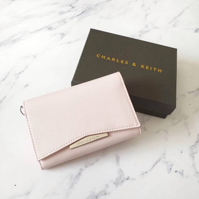 Ví Da Charles And Keith Dạng Bì Thư