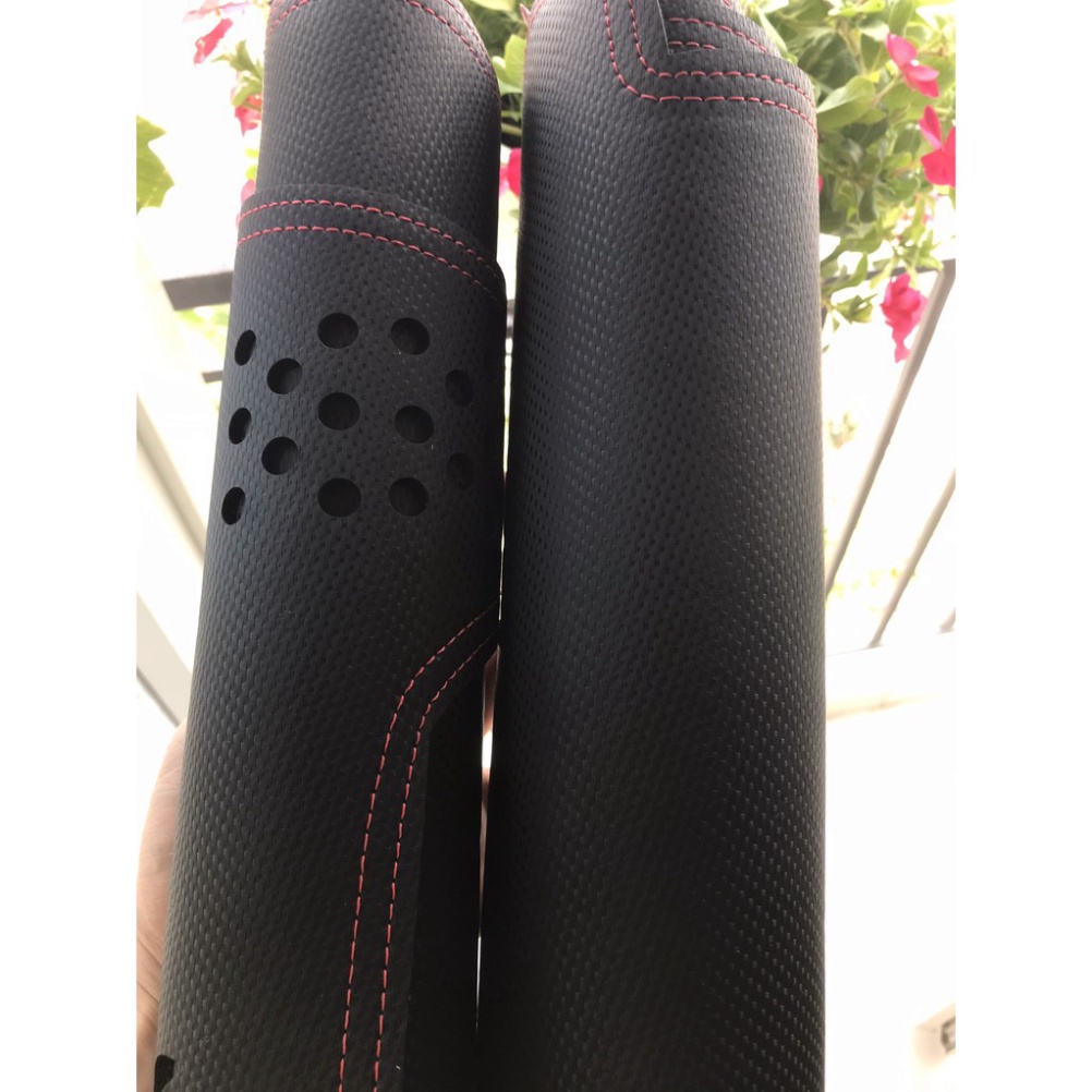 Toyota, thảm taplo da vân carbon chống nóng đủ dòng xe toyota, taplo da cac bon phukiensasa | BigBuy360 - bigbuy360.vn