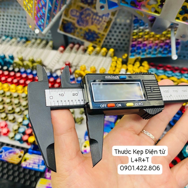 Thước cặp điện tử 𝟭𝟱𝟬𝗺𝗺 𝗟+𝗥+𝗧