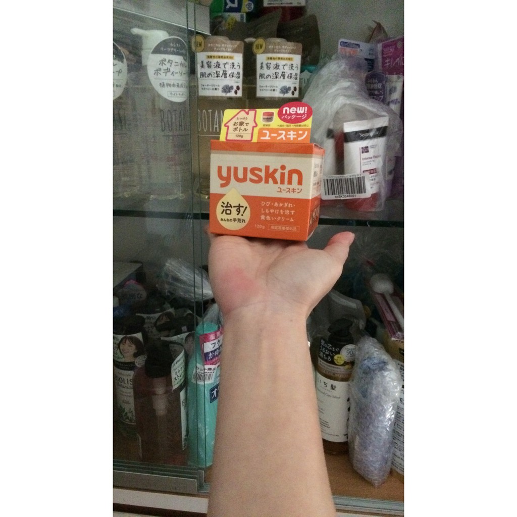 Kem nẻ, nứt tay , chân , dưỡng da tay Yuskin 120g | BigBuy360 - bigbuy360.vn