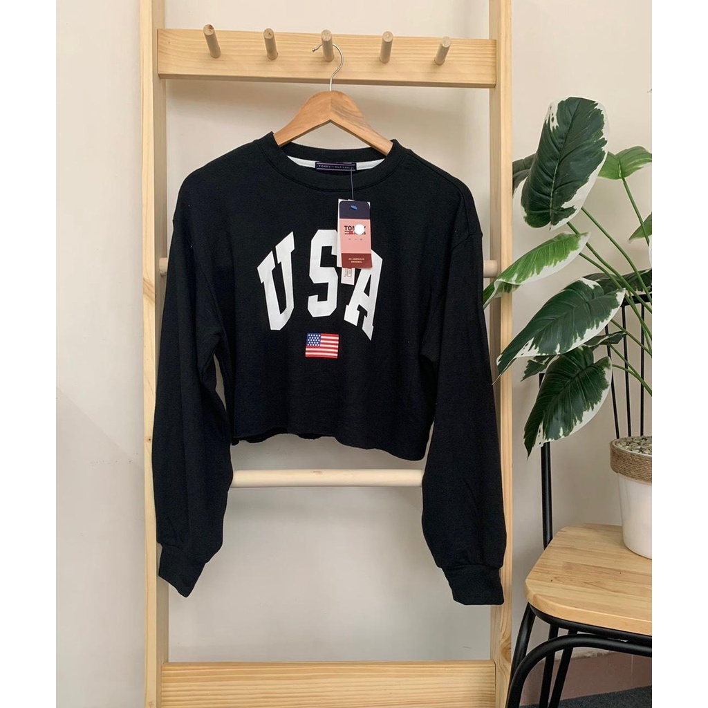 Áo Croptop Dài Tay T.o.m.m.y