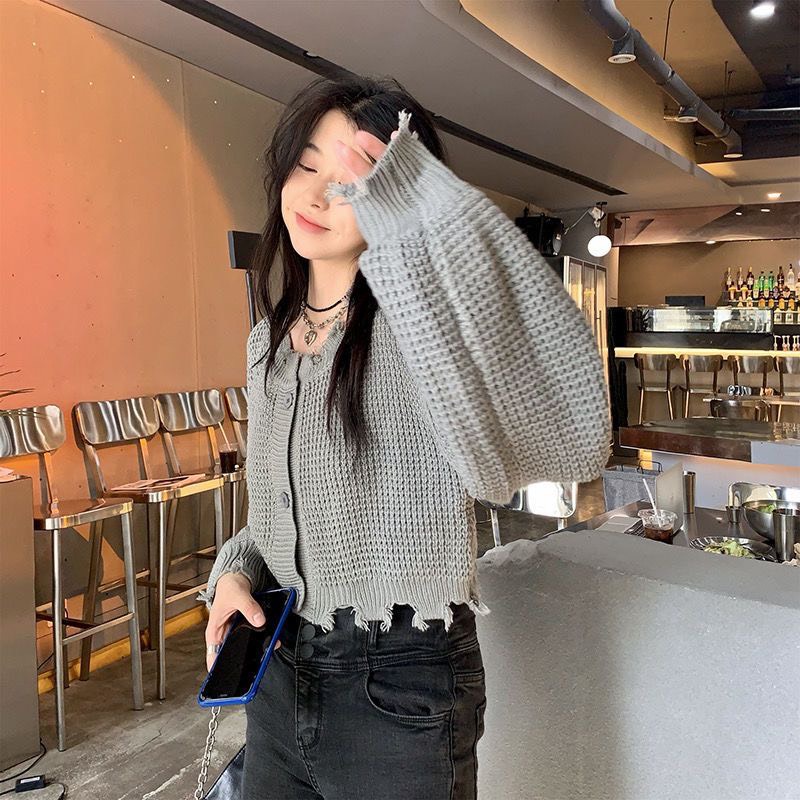 Áo len nữ dài tay dáng croptop, Áo cardigan dáng ngắn thiết kế tua rua phong cách trẻ trung