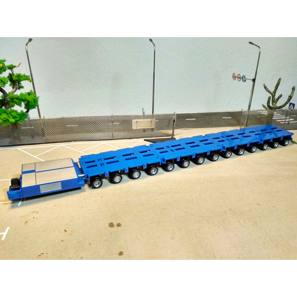 Mô hình 1:87 Herpa Goldhofer THP-SL