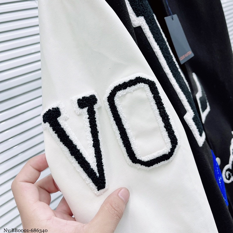 Louis Vuitton Dreaming Jacket   Size  : M / L / XL / XXL