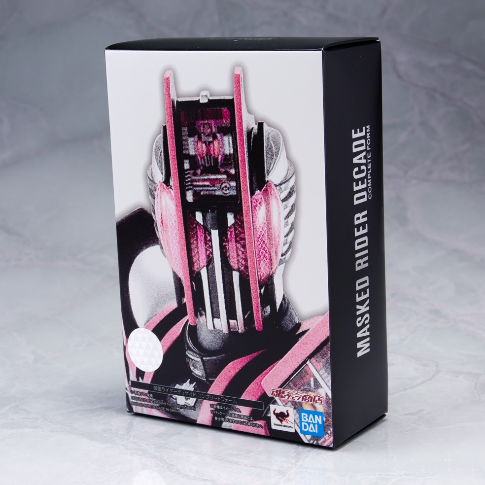 Mô hình chính hãng SHF: Kamen Rider Decade Complete form