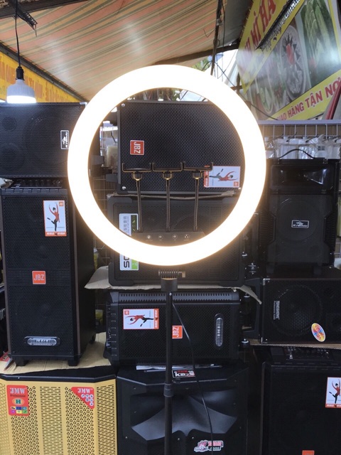 Đèn livestream bán hàng size 45cm cực sáng có cảm ứng có 3 kẹp điện thoại chân cao 2,1m