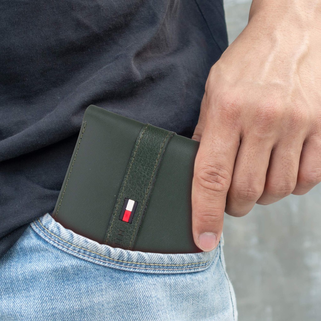 VÍ DA NAM TOMMY NHẬP MỸ CHÍNH HÃNG