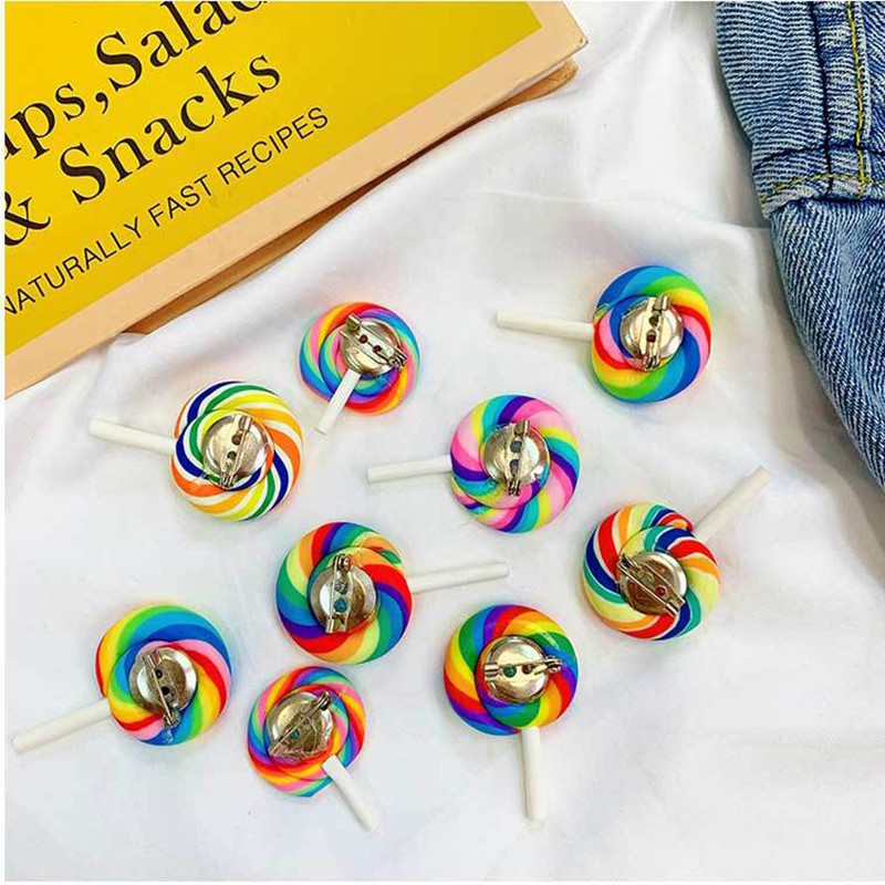 Huy hiệu cài áo, balo bằng nhựa hình kẹo mút lollipop cầu vồng