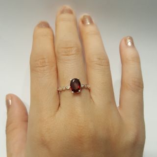 Nhẫn Bạc Ý - Đá Garnet