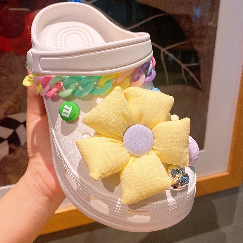 Bộ Ghim Cài Giày Hình Hoa Hướng Dương / Mặt Cười / Bánh Macaroon / Đậu M & M Dễ Thương Trang Trí Cho Nữ