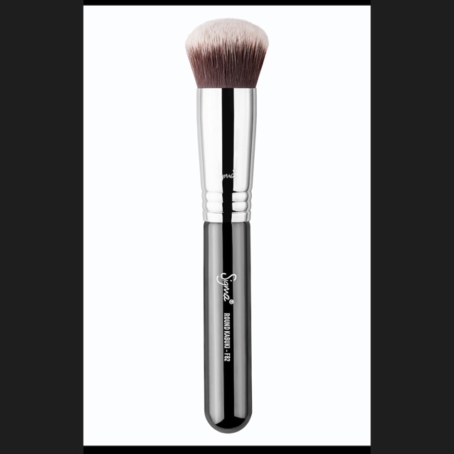 Cọ phấn Sigma F82 ROUND KABUKI BRUSH