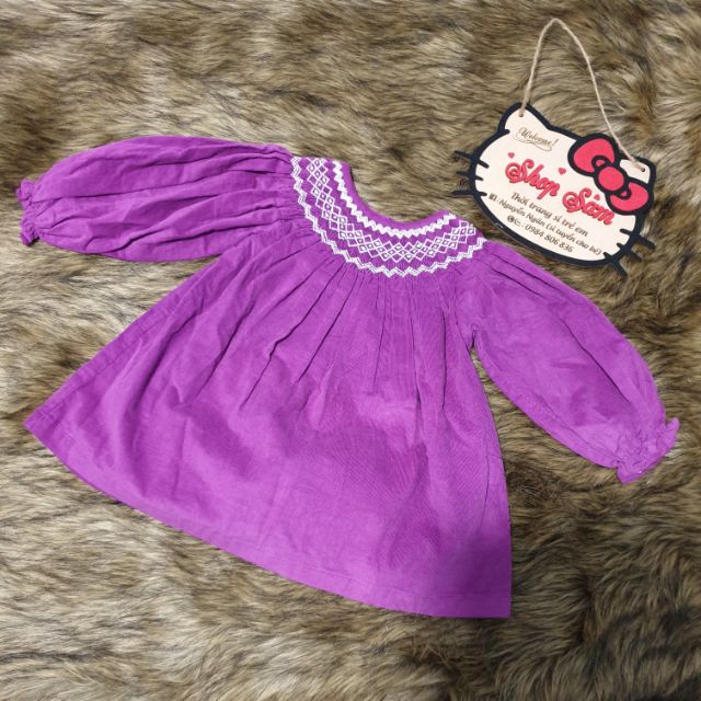 Đầm smock chất nhung tăm