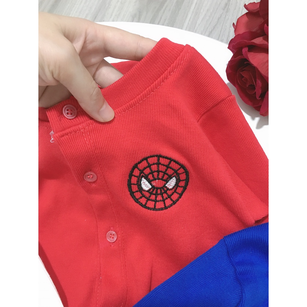 Áo khoác cadigan len thêu siêu nhân cho bé cực ngầu