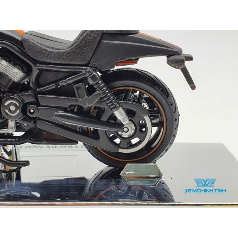 XE MÔ HÌNH HARLEY DAVIDSON 2012 VRSCDX NIGHT ROD SPECIAL 1:18( ĐEN VIỀN CAM ) MAISTO
