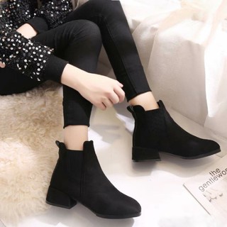 Giày Bốt Nữ Da Lộn Cạnh Chun Gót Cao 5cm