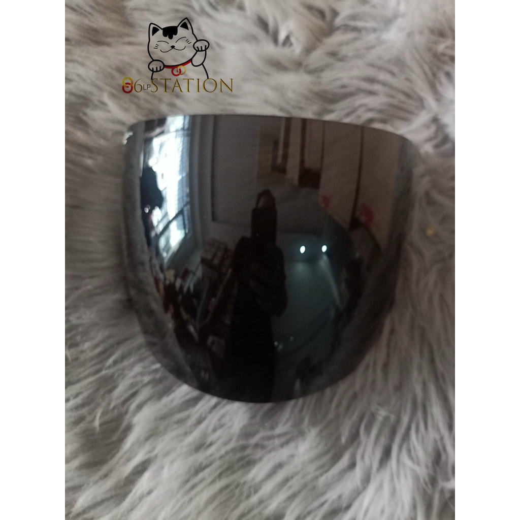 Kính 1/2 kyt