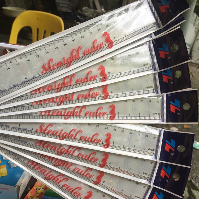 Thước kẻ thẳng Thiên Long SR03