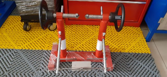 Giá rút căm, cân vành xe máy