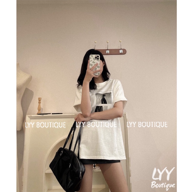 Áo phông nữ in hình cô gái form rộng 5 màu hot hit, Áo thun chất cotton Quảng Châu LYY BOUTIQUE