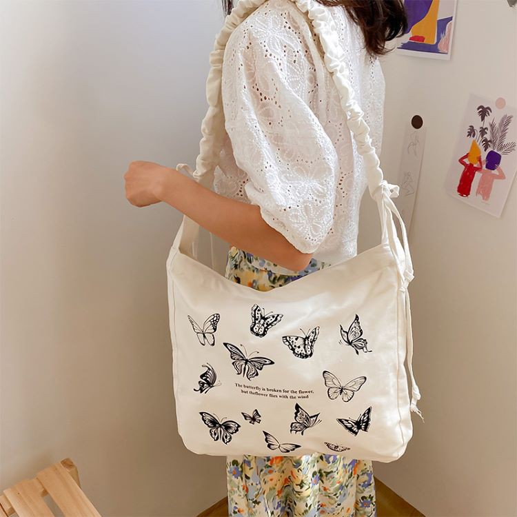 Túi tote vải canvas đeo chéo Hot Trend đựng vừa A4 dùng đi học, đi chơi vải mềm