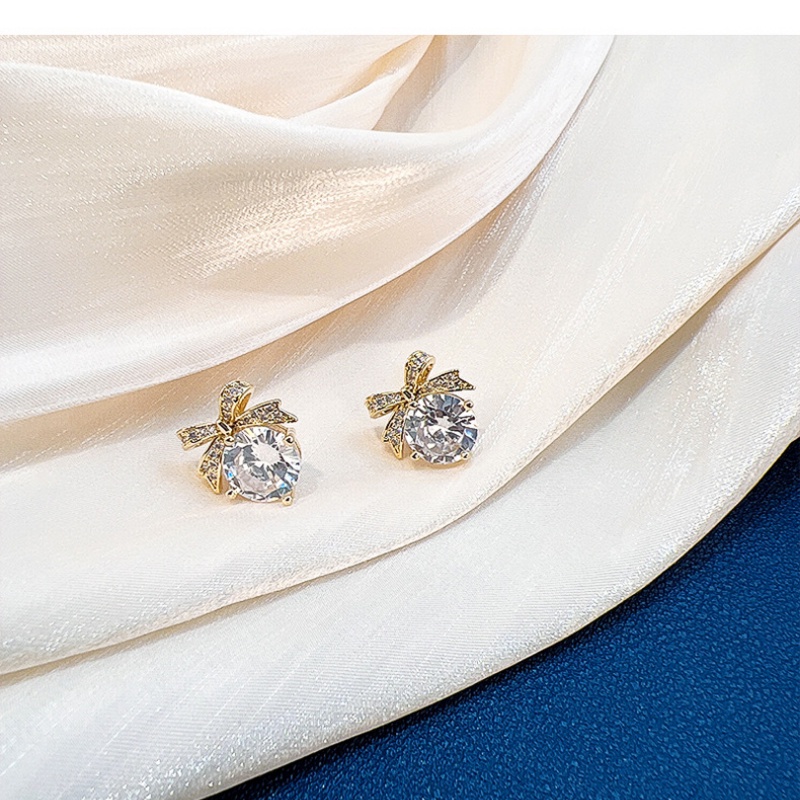 Đôi Bông Tai Hình Nơ Đính Đá Thời Trang