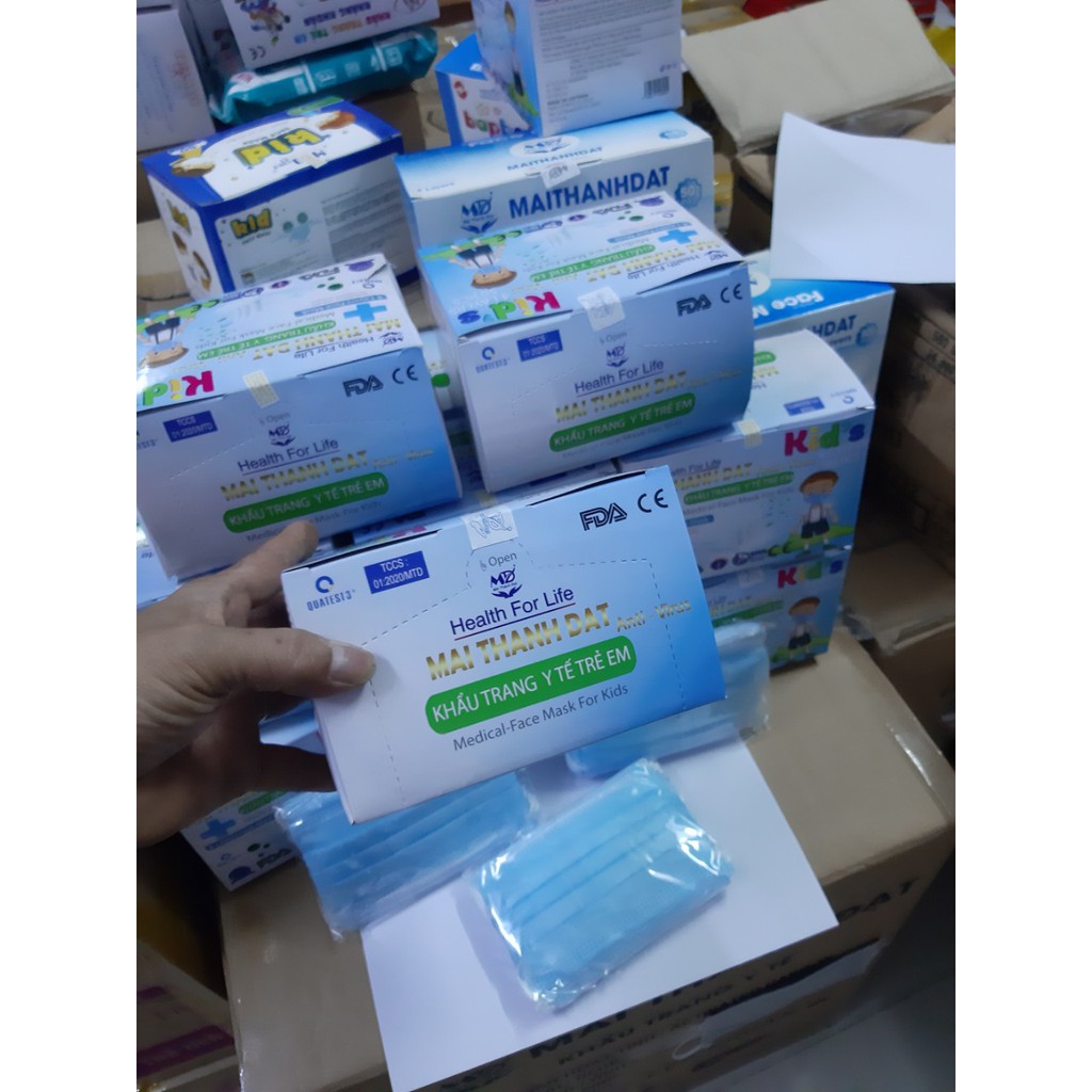 (Mơi) Khẩu Trang Y Tế Trẻ Em Famapro in hình Siêu Dễ Thương Dành Cho Bé 50 cái/ hộp 4 Lớp Kháng Khuẩn | BigBuy360 - bigbuy360.vn