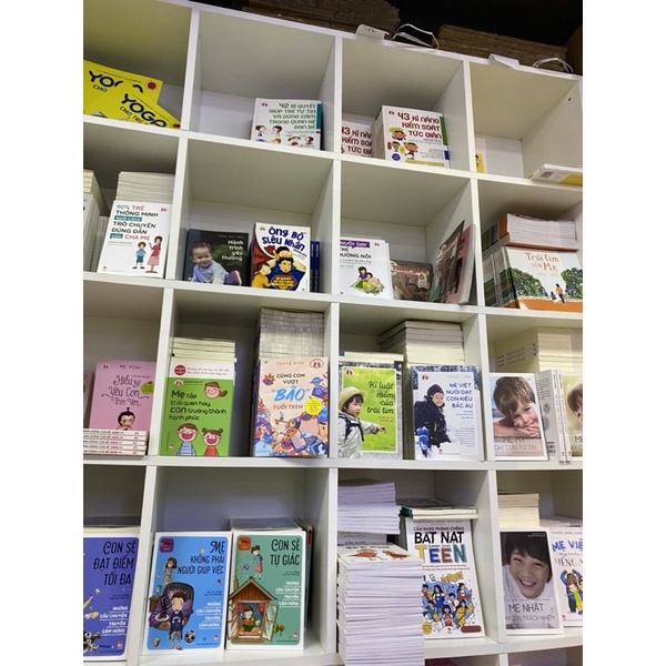 Sách - Miền Cỏ Phương Nam - NXB Kim Đồng